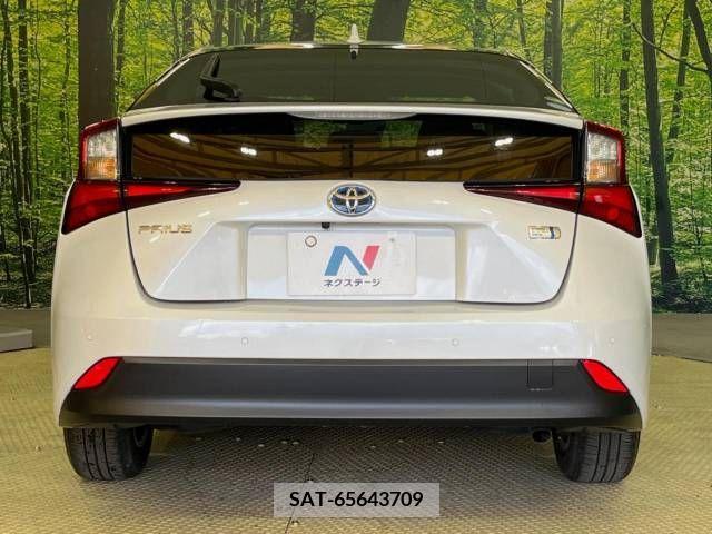 Toyota PRIUS 2021-06 221170-15