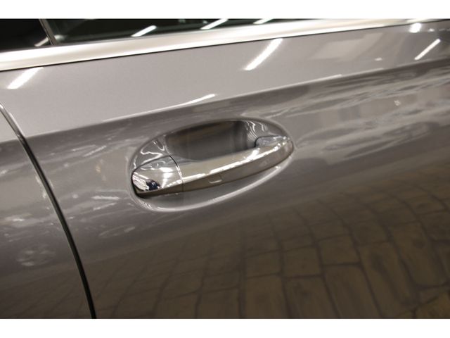 Mercedes Benz A-CLASS 2018-12 9703-19