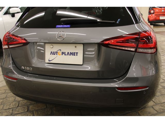 Mercedes Benz A-CLASS 2018-12 9703-22