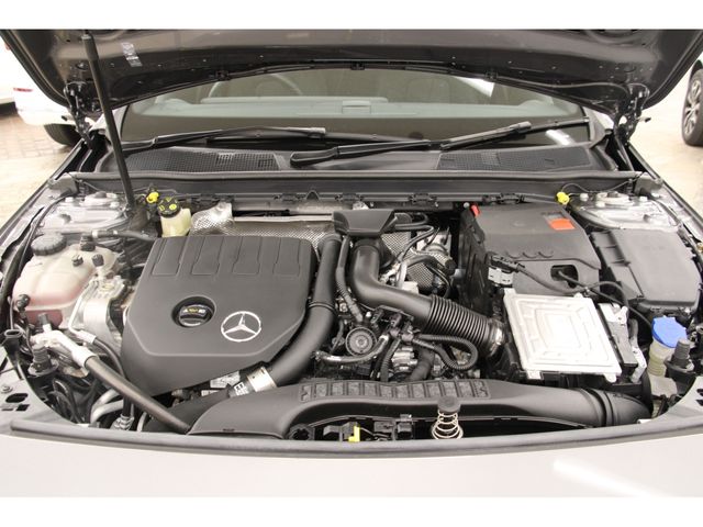 Mercedes Benz A-CLASS 2018-12 9703-29