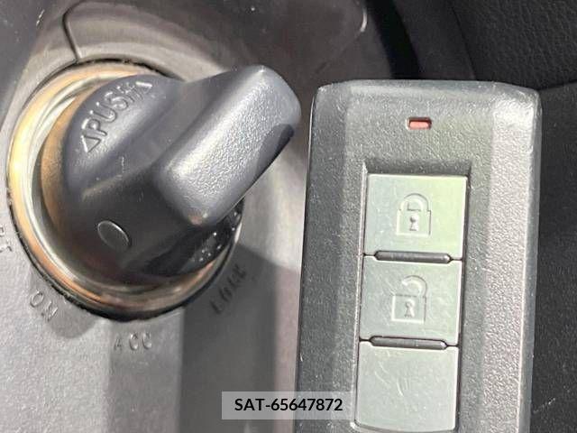 Mitsubishi OUTLANDER 2012-07 301461-6