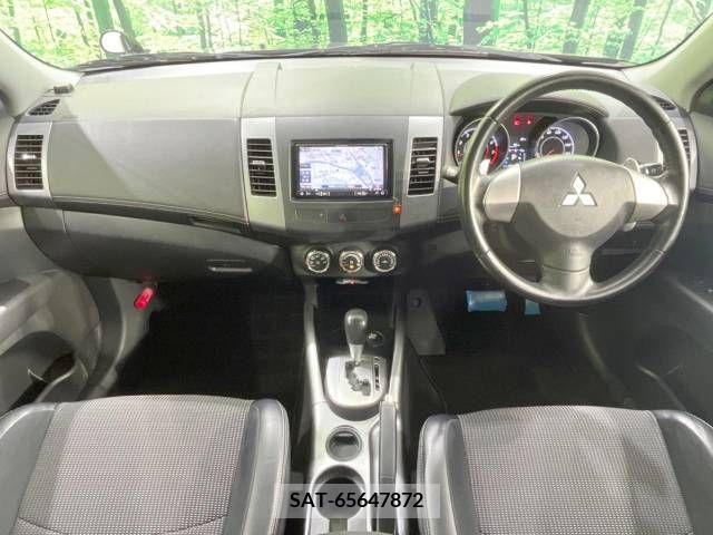 Mitsubishi OUTLANDER 2012-07 301461-1