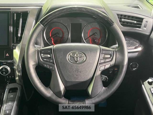 Toyota VELLFIRE 2018-01 369755-12