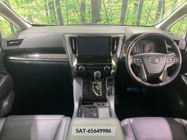 Toyota VELLFIRE 2018-01 369755-1