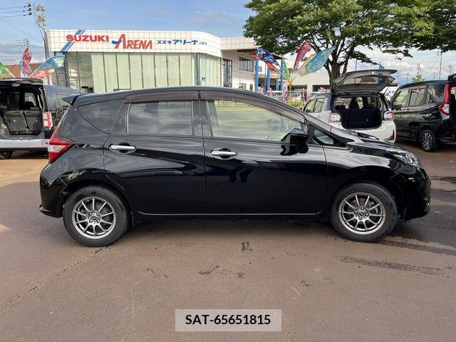 Nissan NOTE 2017-02 344845-3