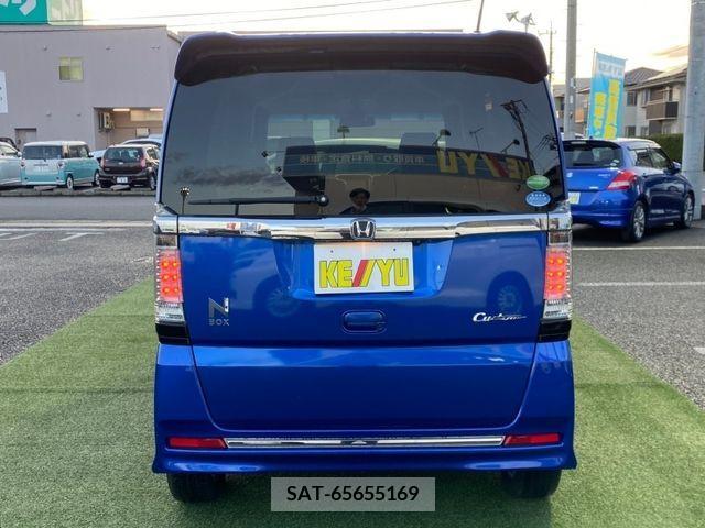 Honda N BOX CUSTOM 2017-05 209954-5