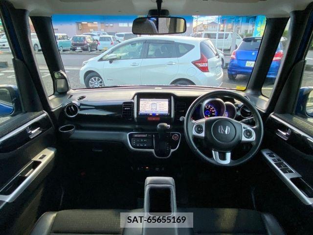 Honda N BOX CUSTOM 2017-05 209954-2