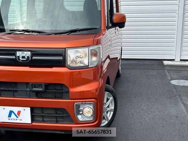 Daihatsu WAKE 2017-02 250714-12