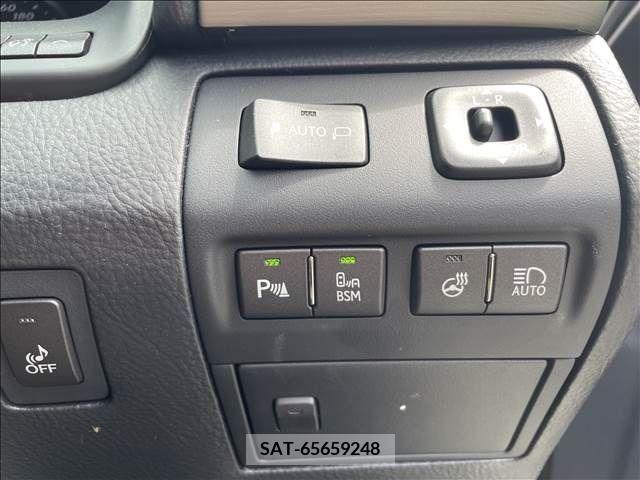 Lexus LS 2013-01 354240-9