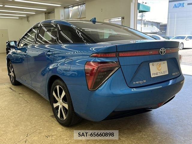 Toyota Mirai 2016-02 350901-20