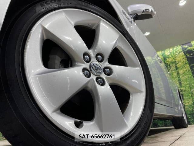Toyota PRIUS 2013-06 322122-13