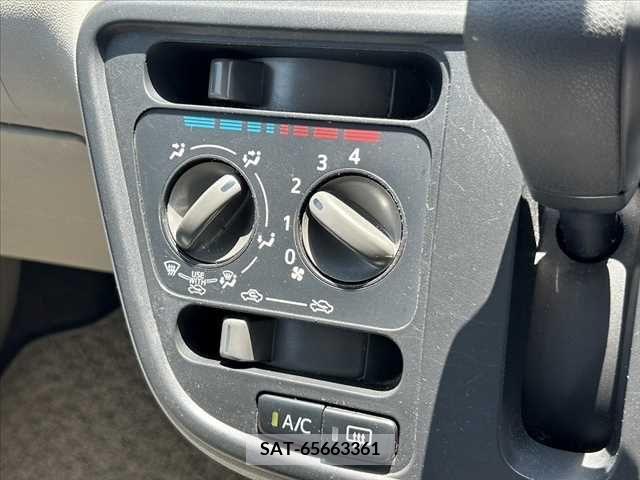 Toyota PASSO 2019-05 383253-6