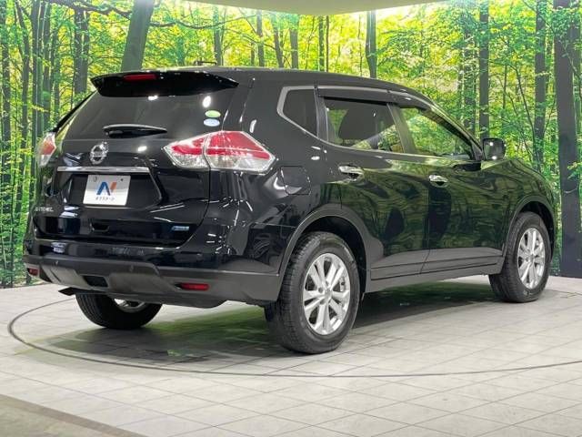Nissan X-TRAIL 2015-10 10917-17
