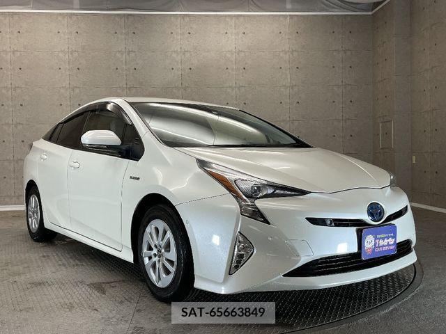 Toyota PRIUS 2017-02 224317-5