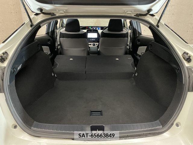 Toyota PRIUS 2017-02 224317-16