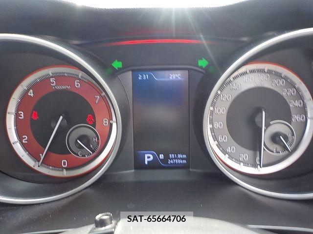 Suzuki SWIFT 2017-10 368990-8