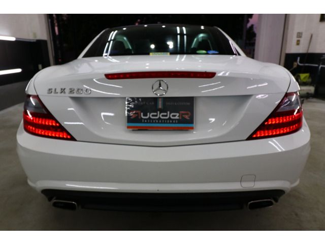 Mercedes Benz SLK 2013-08 22613-2