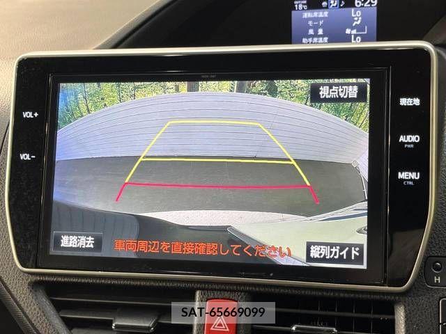 Toyota VOXY 2017-11 288857-6