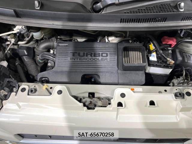 Daihatsu WAKE 2014-12 335651-18