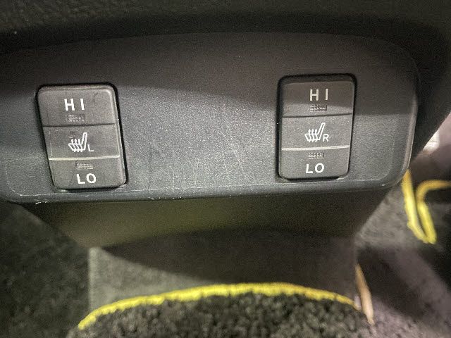 Toyota SIENTA 2016-09 28621-16