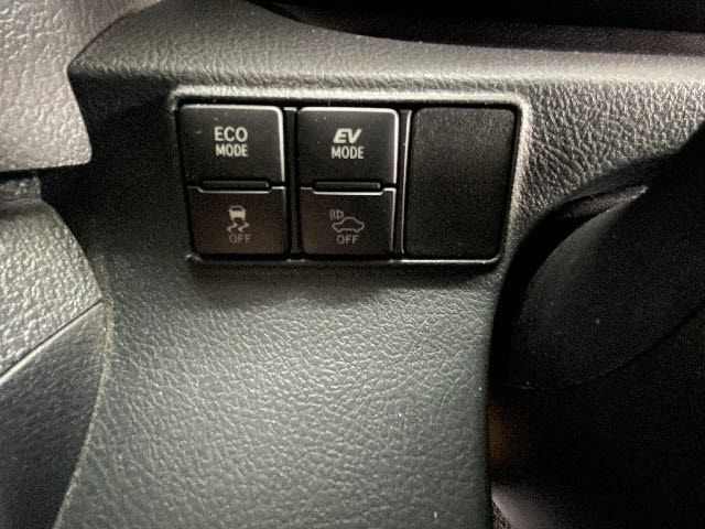 Toyota SIENTA 2016-09 28621-15