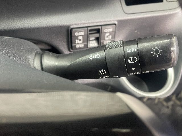 Toyota SIENTA 2016-09 28621-19