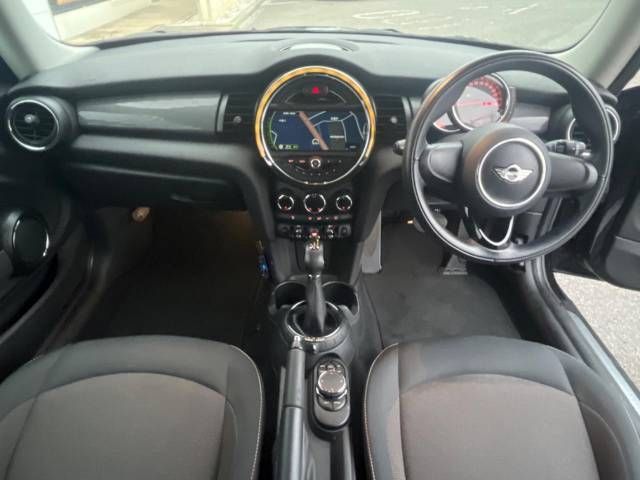 Bmw MINI 2015-06 185228-1