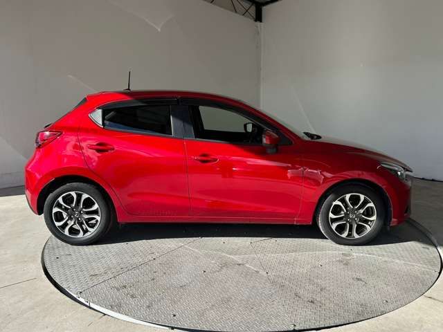 Mazda DEMIO 2014-11 188531-11