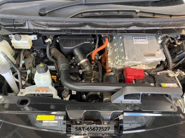 Nissan SERENA 2019-11 367779-19