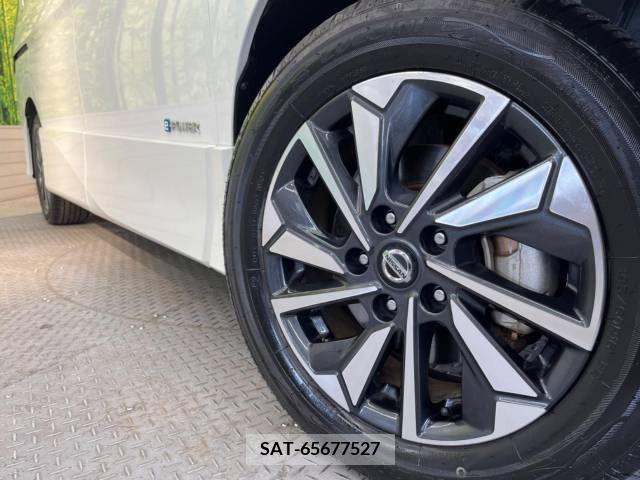 Nissan SERENA 2019-11 367779-14