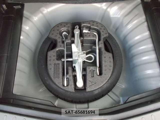 Nissan NOTE 2015-03 206937-18