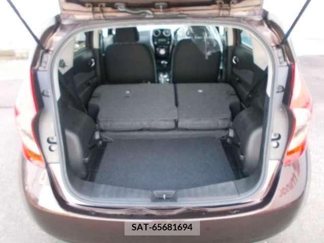 Nissan NOTE 2015-03 206937-16