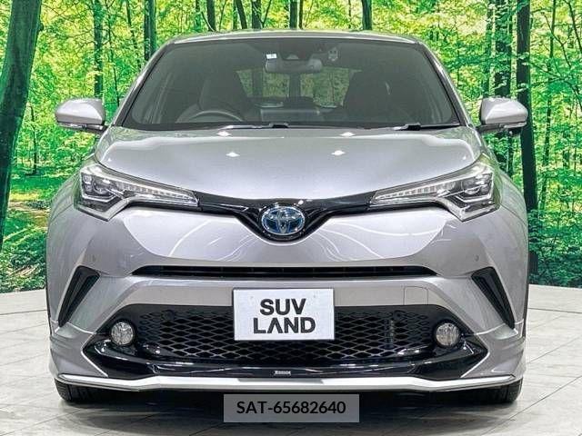 Toyota C-HR 2017-06 335123-14