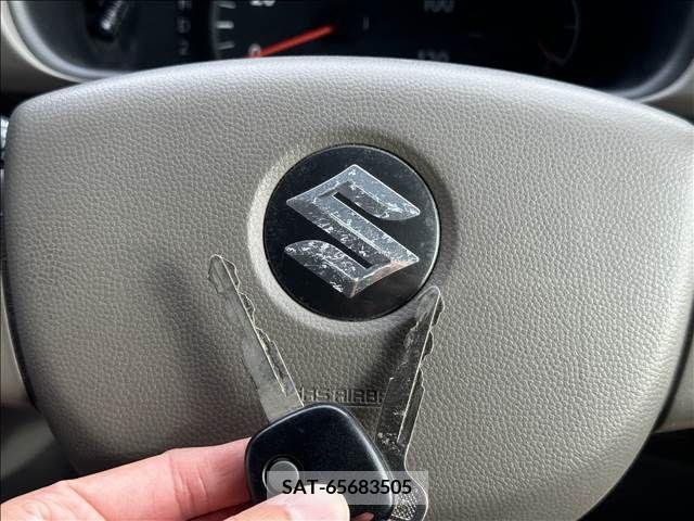 Suzuki EVERY 2006-10 352292-3