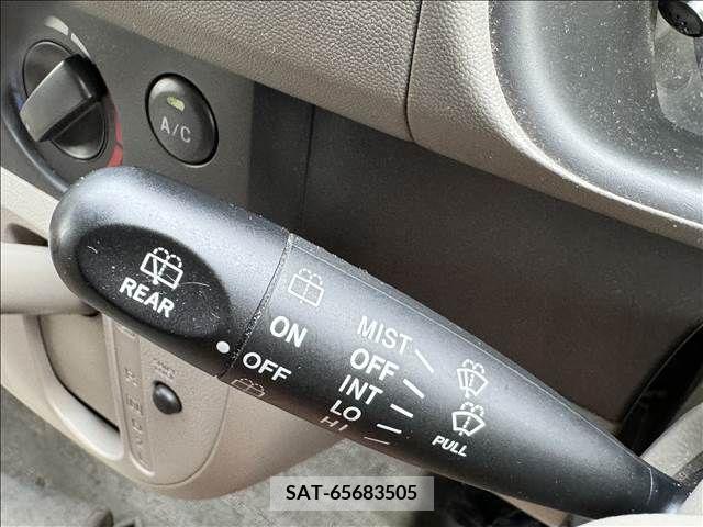 Suzuki EVERY 2006-10 352292-27