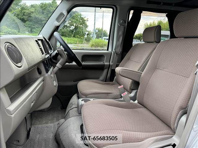 Suzuki EVERY 2006-10 352292-24