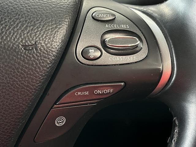 Nissan FUGA HYBRID 2013-02 189470-4
