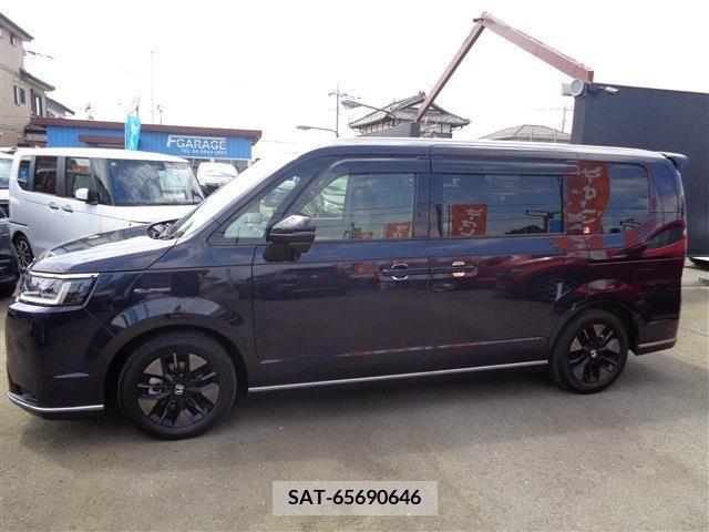 Honda STEP WGN 2022-07 286083-3