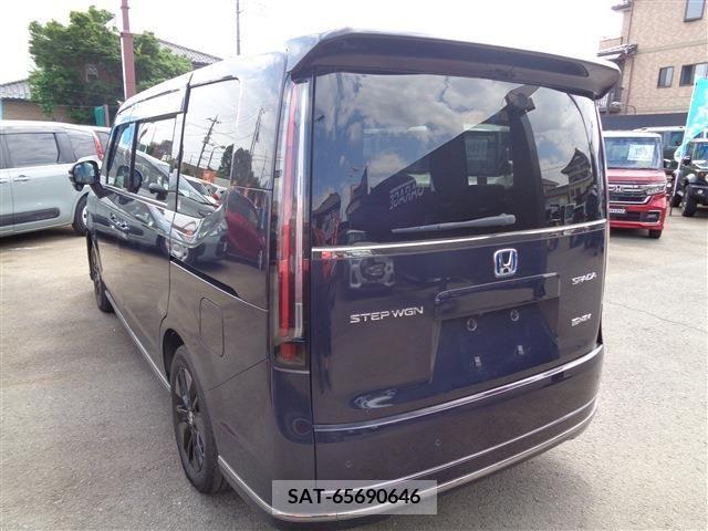 Honda STEP WGN 2022-07 286083-4