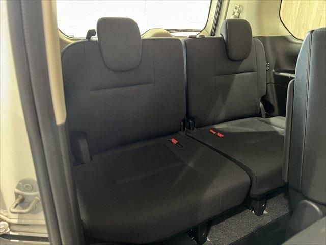 Nissan SERENA 2016-10 184457-21