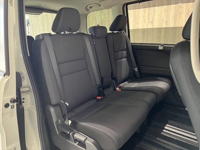 Nissan SERENA 2016-10 184457-20