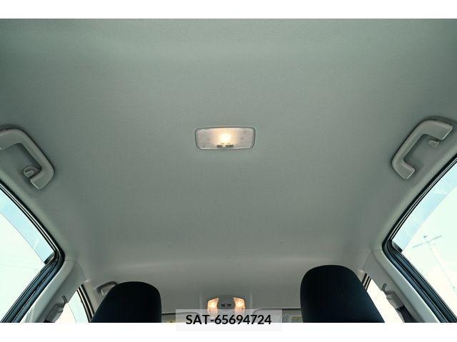 Toyota PRIUS 2015-03 328531-17