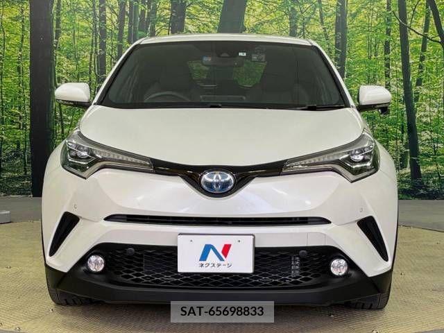 Toyota C-HR 2017-04 214864-15
