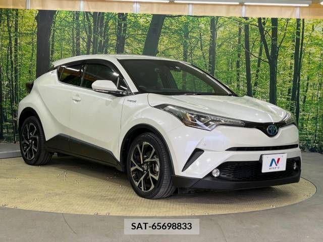 Toyota C-HR 2017-04 214864-17