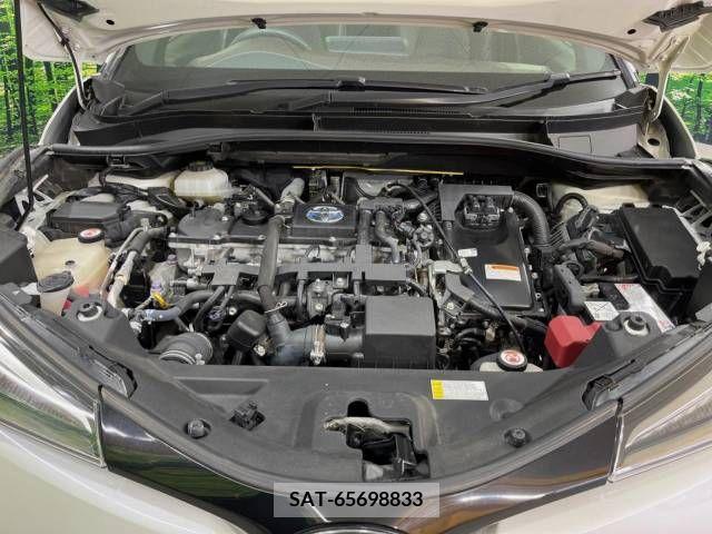 Toyota C-HR 2017-04 214864-19