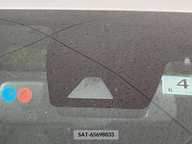 Toyota C-HR 2017-04 214864-2
