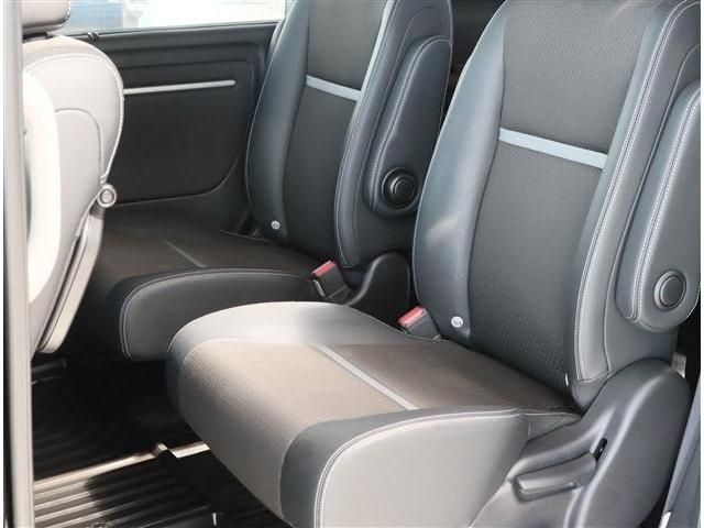 Honda e 2022-01 12950-15