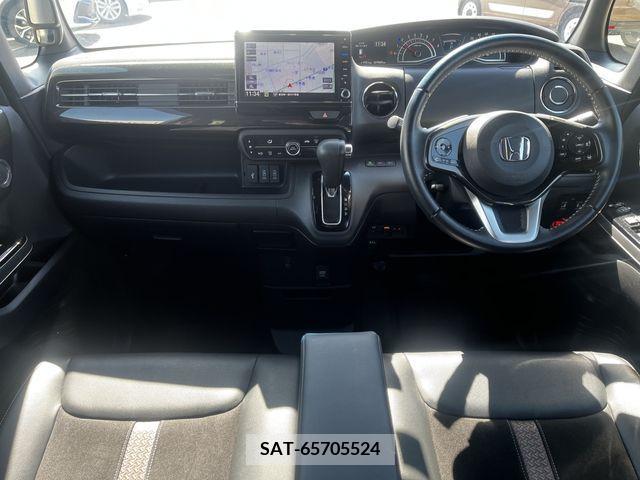 Honda N BOX CUSTOM 2019-02 211211-2