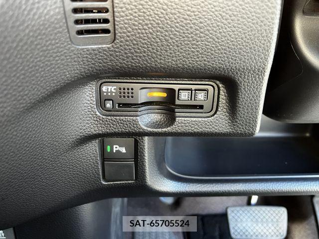 Honda N BOX CUSTOM 2019-02 211211-7