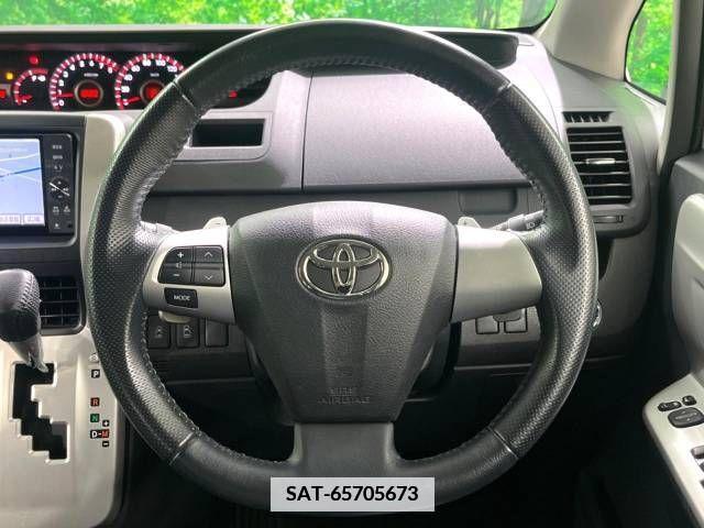 Toyota VOXY 2011-10 340858-12